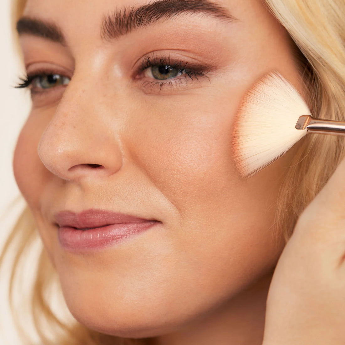 Recharge Bronzer - Jane Iredale